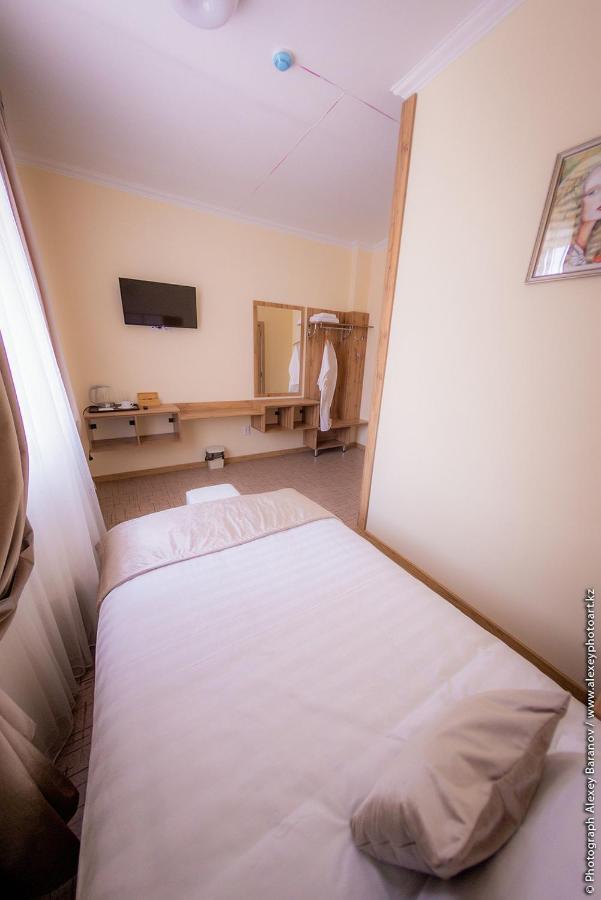 As Inn Hotel Karagandy Екстериор снимка